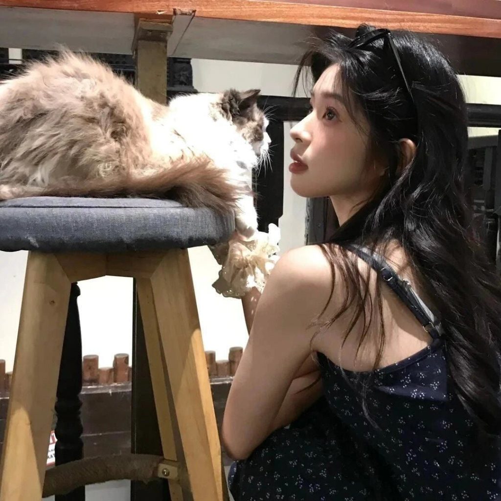 图片[12]-氛围感直接拉满的女头