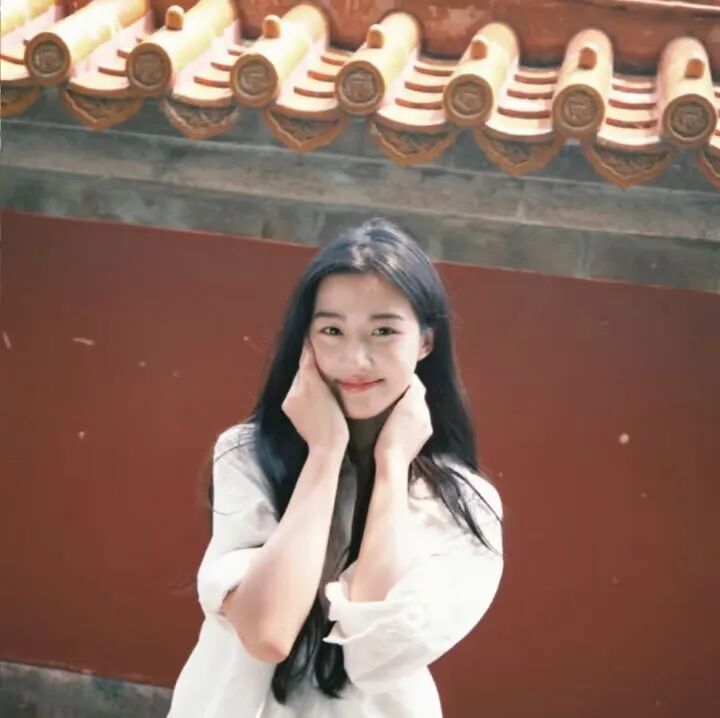 “够你置顶很久的高质量文案”-墨客语